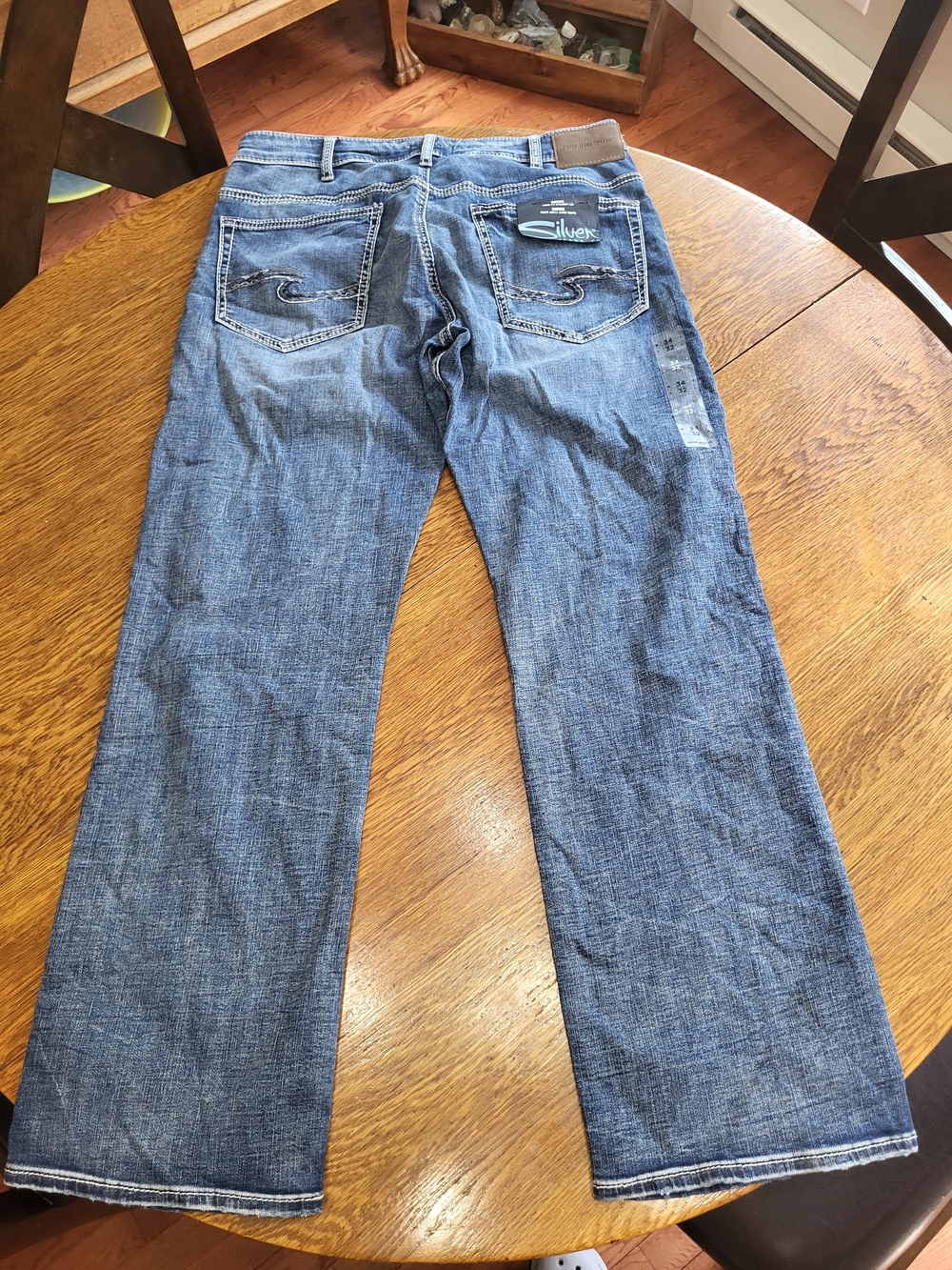 Silver Jeans Classic Light-Med Blue Straight-Leg Jeans - Picture 5 of 7
